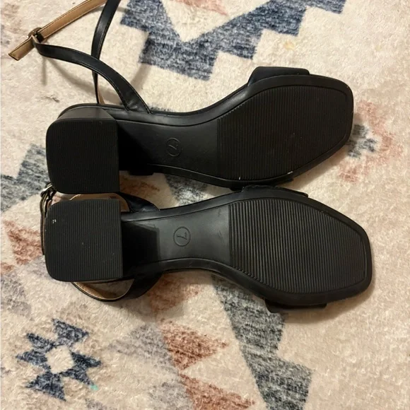 A New Day Black Strappy Heels - Picture 3 of 4